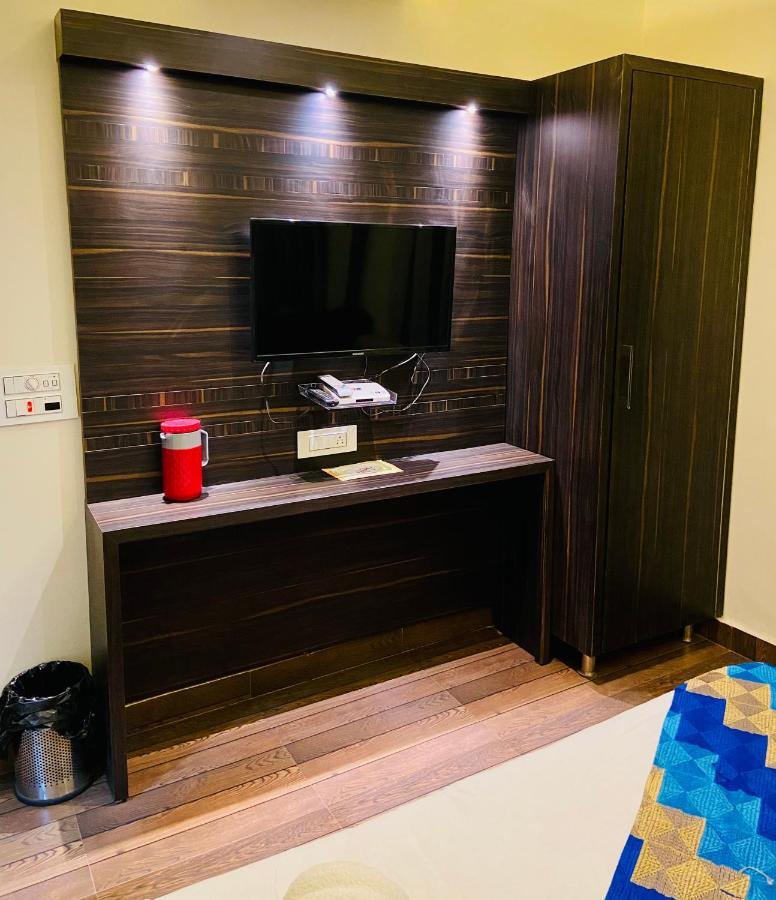 Hotel Kabir Residency Амритсар Экстерьер фото