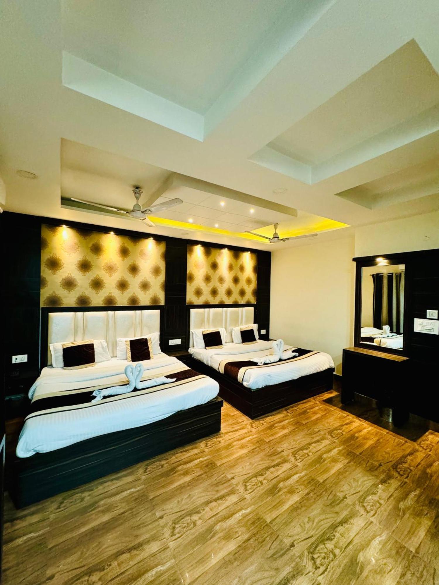 Hotel Kabir Residency Амритсар Экстерьер фото