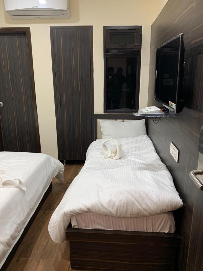 Hotel Kabir Residency Амритсар Экстерьер фото
