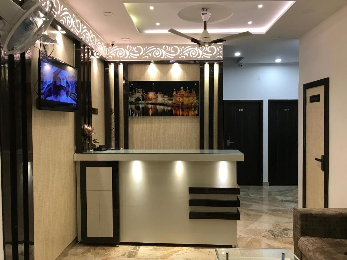 Hotel Kabir Residency Амритсар Экстерьер фото