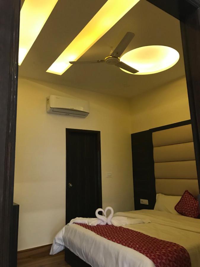 Hotel Kabir Residency Амритсар Экстерьер фото